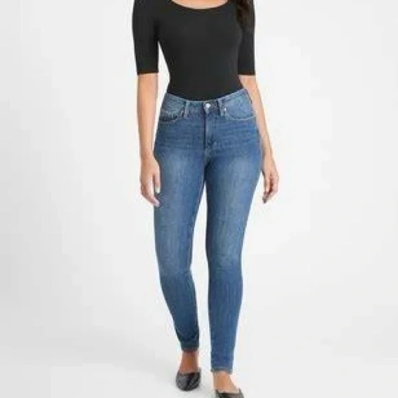 Banana Republic Curvy Mid Rise Skinny Jeans - Picture 7 of 16